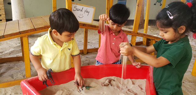 Dancing Dolphins (2-3 Years)