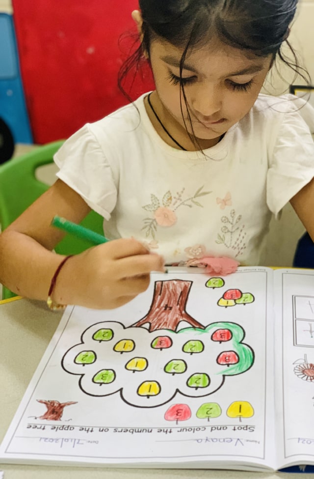 Smiling Starfish (3-4 Years)