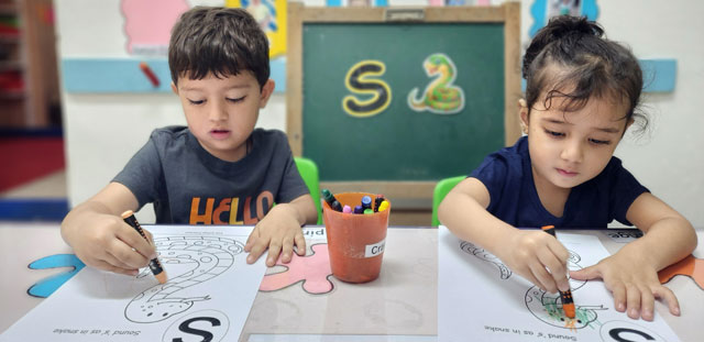 Dancing Dolphins (2-3 Years)